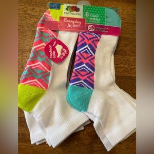 NWT Fruit of the Loom girls ankle socks